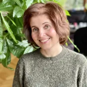 Portrait photo of Anna Blom